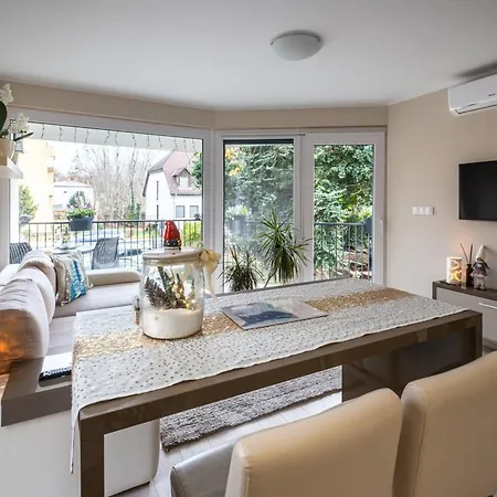 Kriszta Apartament Balatonalmádi