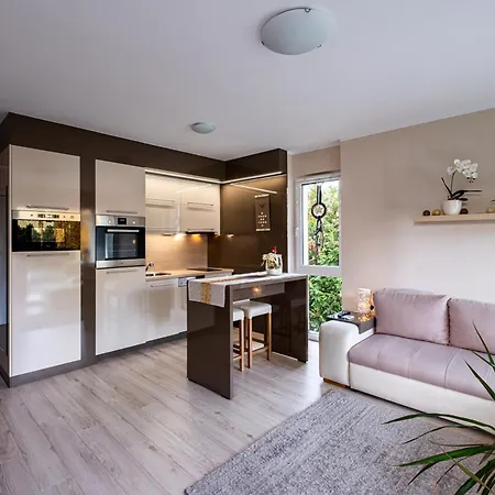 Apartament Kriszta Balatonalmádi